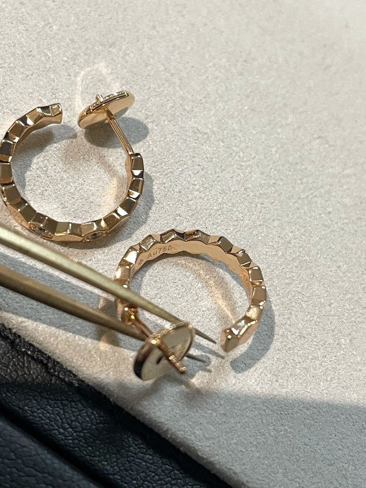 ¡®Aura Jewels¡¯BEE LOVE Earrings GOLD DIAMOND