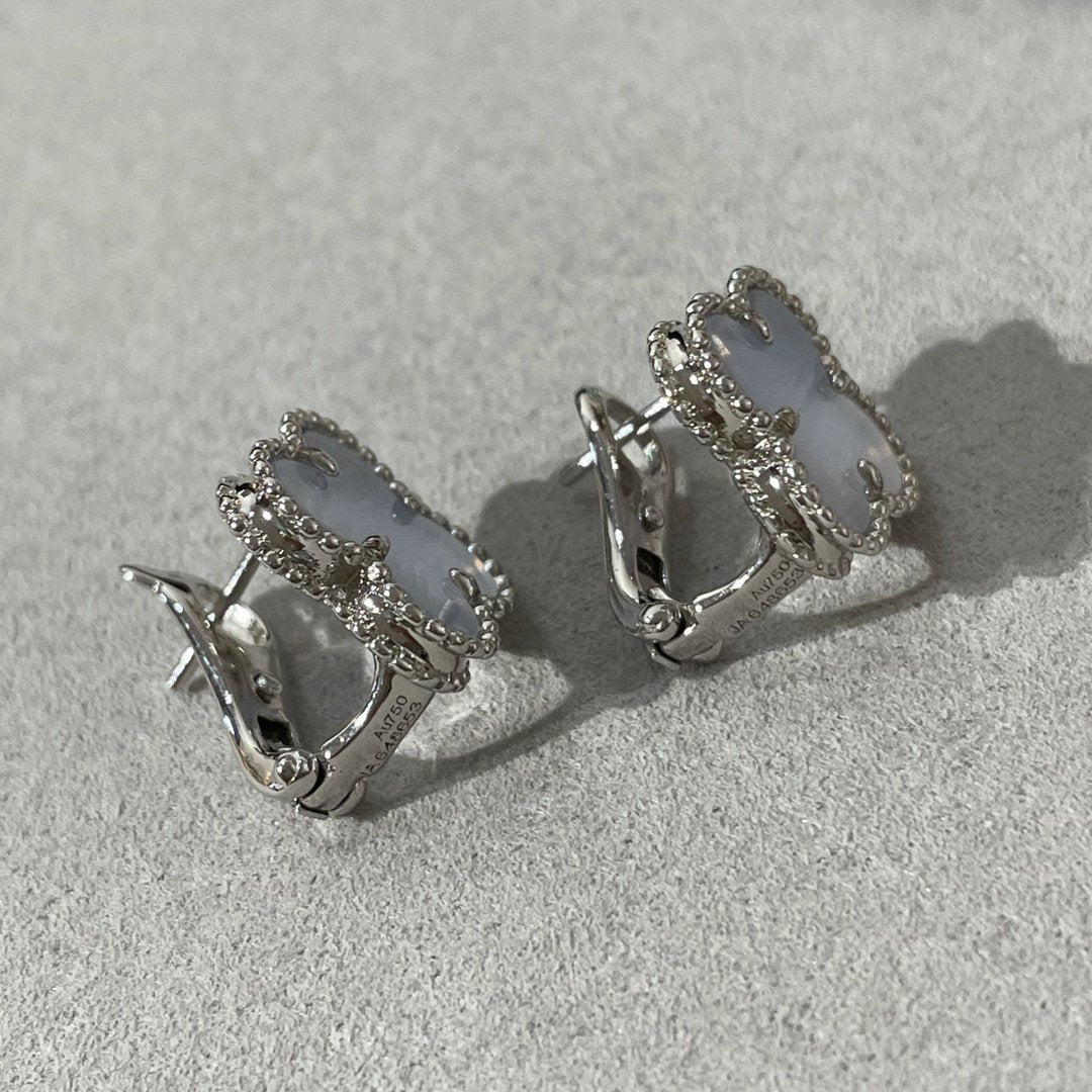 ¡®Aura Jewels¡¯CLOVER CHALCEDONY SILVER STUD EARRINGS