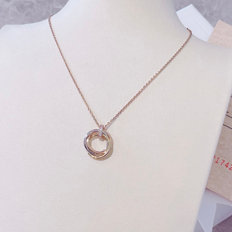 ¡®Aura Jewels¡¯TRINITY NECKLACE GOLD DIAMONDS