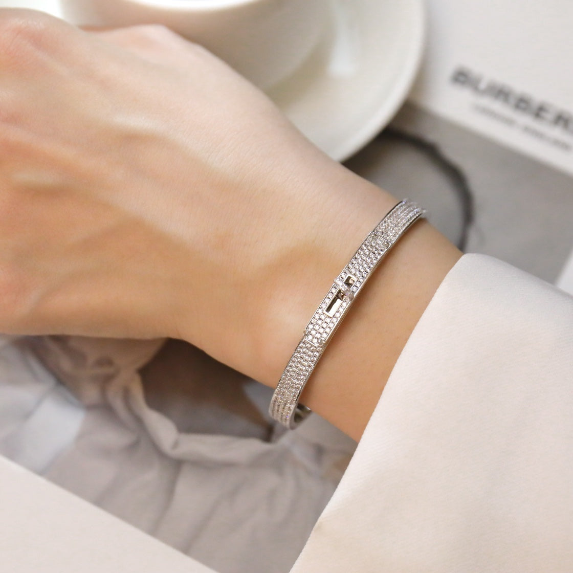 ¡®Aura Jewels¡¯KELLY BRACELET DIAMOND PAVED