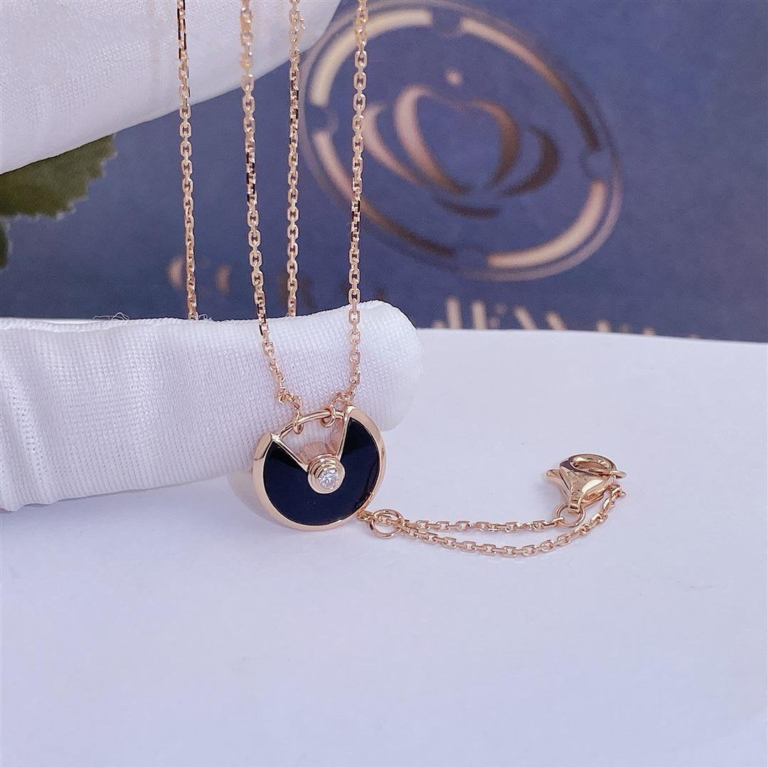¡®Aura Jewels¡¯AMULETTE ROSE GOLD ONYX NECKLACE