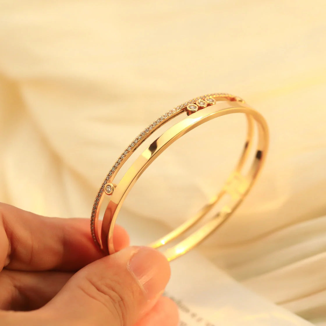 [Aura Jewels]Move Romane Diamond Bangle Bracelet
