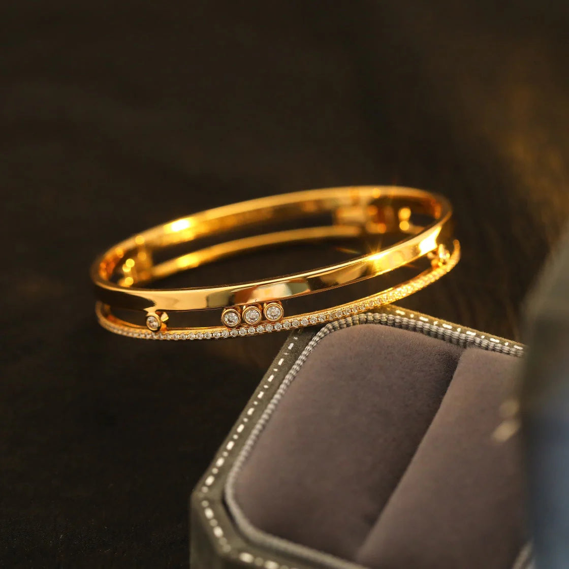 [Aura Jewels]Move Romane Diamond Bangle Bracelet