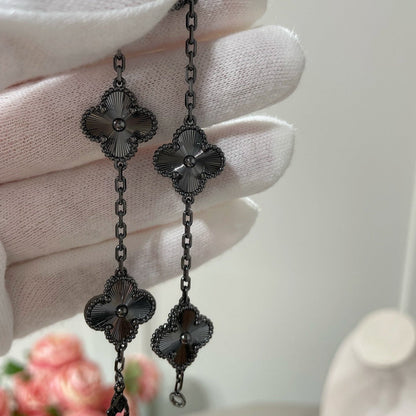 [Aura Jewels]New CLOVER 5 MOTIF BLACK BRACELET