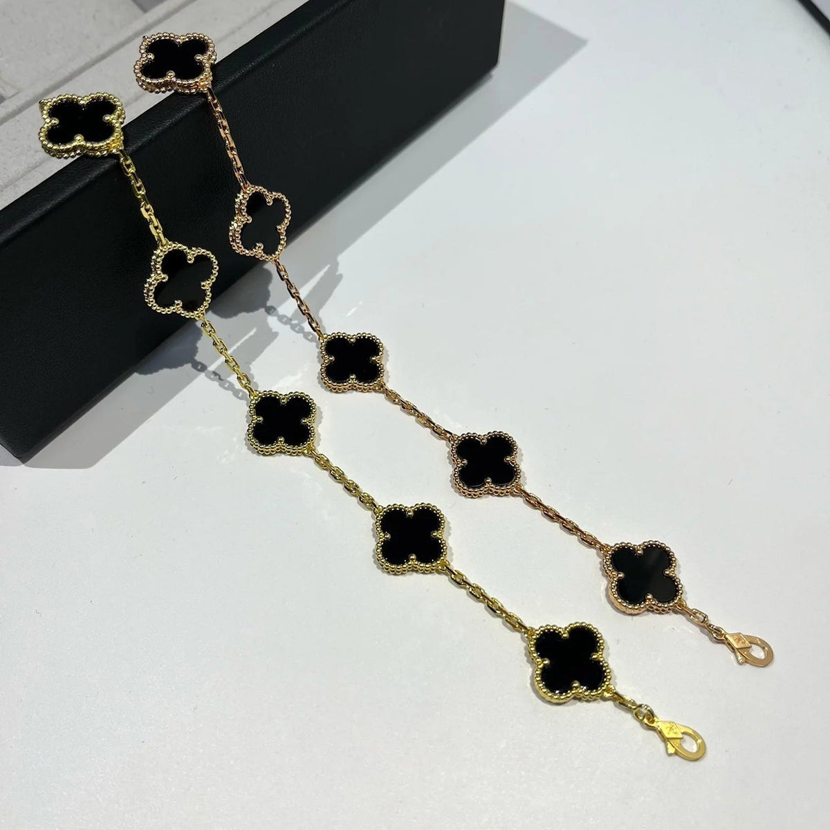 [Aura Jewels]New CLOVER 5 MOTIF ONYXS BRACELET COLLECTION