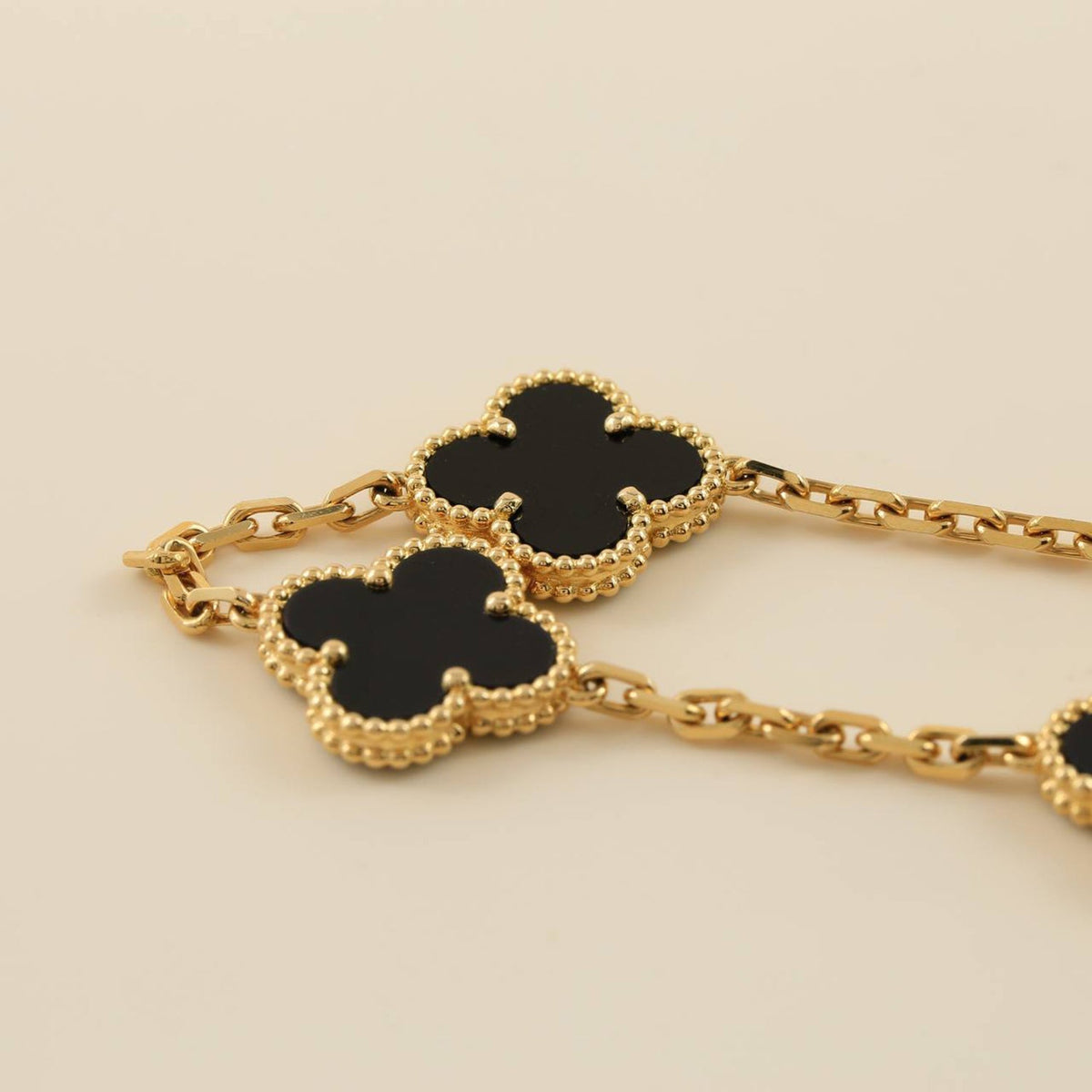 [Aura Jewels]New CLOVER 5 MOTIF ONYXS BRACELET COLLECTION