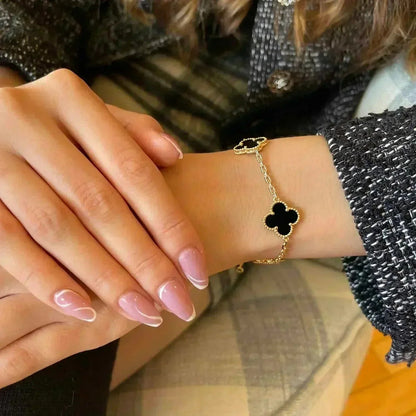 [Aura Jewels]New CLOVER 5 MOTIF ONYXS BRACELET COLLECTION