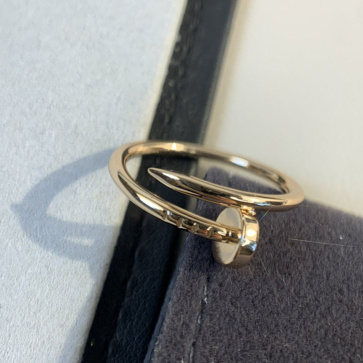 ¡®Aura Jewels¡¯JUSTE RING 1.8MM