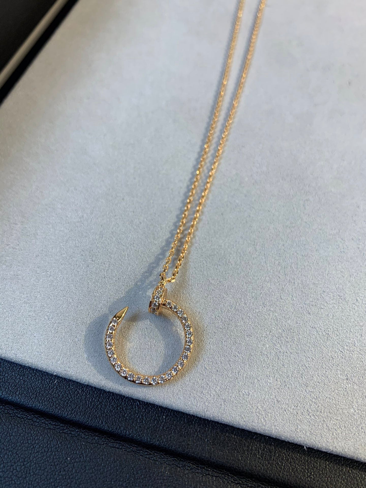¡®Aura Jewels¡¯JUSTE NECKLACE PINK GOLD DIAMONDS