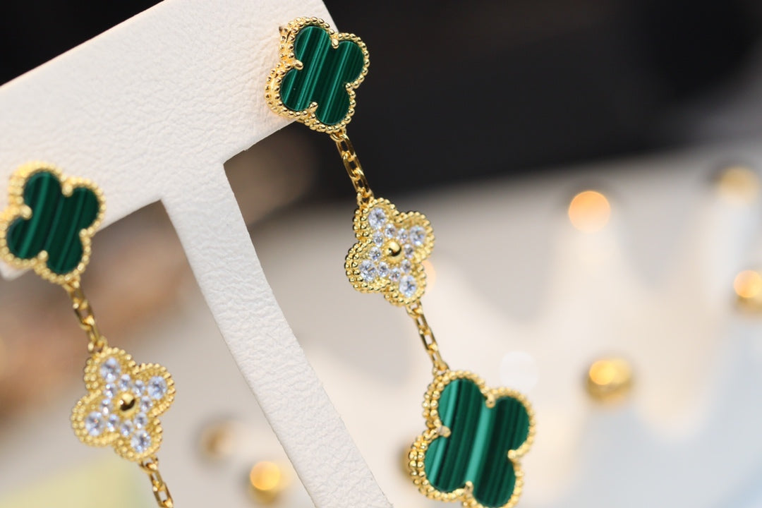 ¡®Aura Jewels¡¯CLOVER EARRINGS GOLD MALACHITE DIAMOND 3 MOTIF