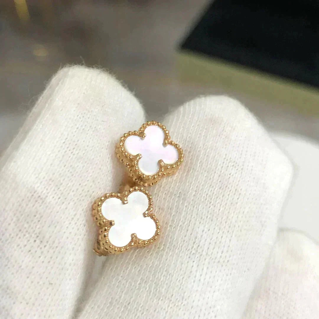 ¡®Aura Jewels¡¯CLOVER MINI 9.5MM WHITE MOP EARRINGS