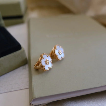 [Aura Jewels]LUCKY WHITE MOP EARRINGS