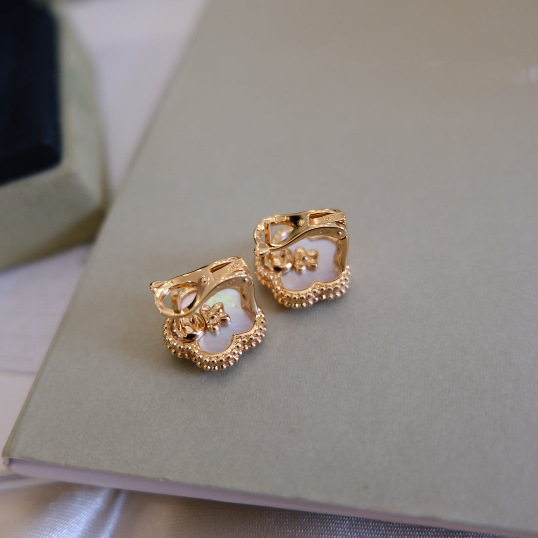 ¡®Aura Jewels¡¯LUCKY PINK GOLD WHITE MOP EARRINGS