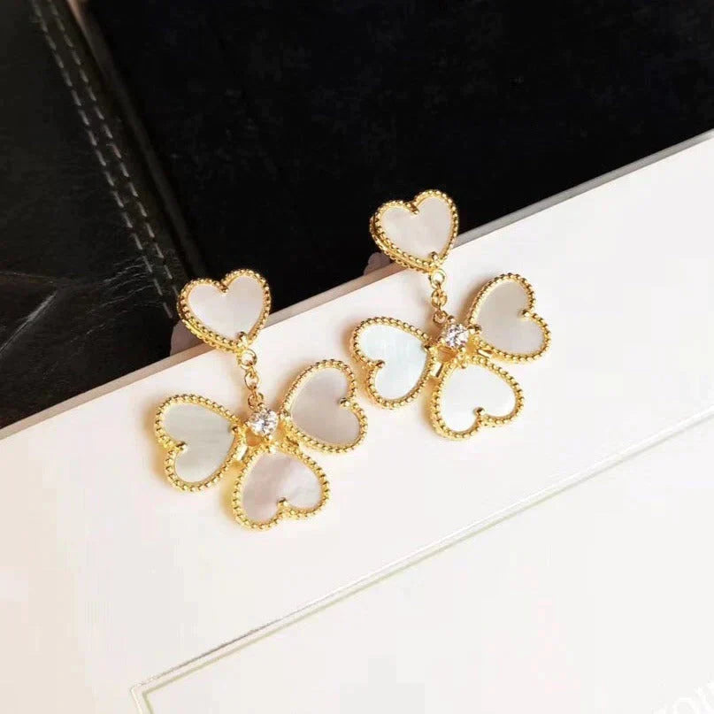 ¡®Aura Jewels¡¯CLOVER SWEET WHITE MOP EARRINGS