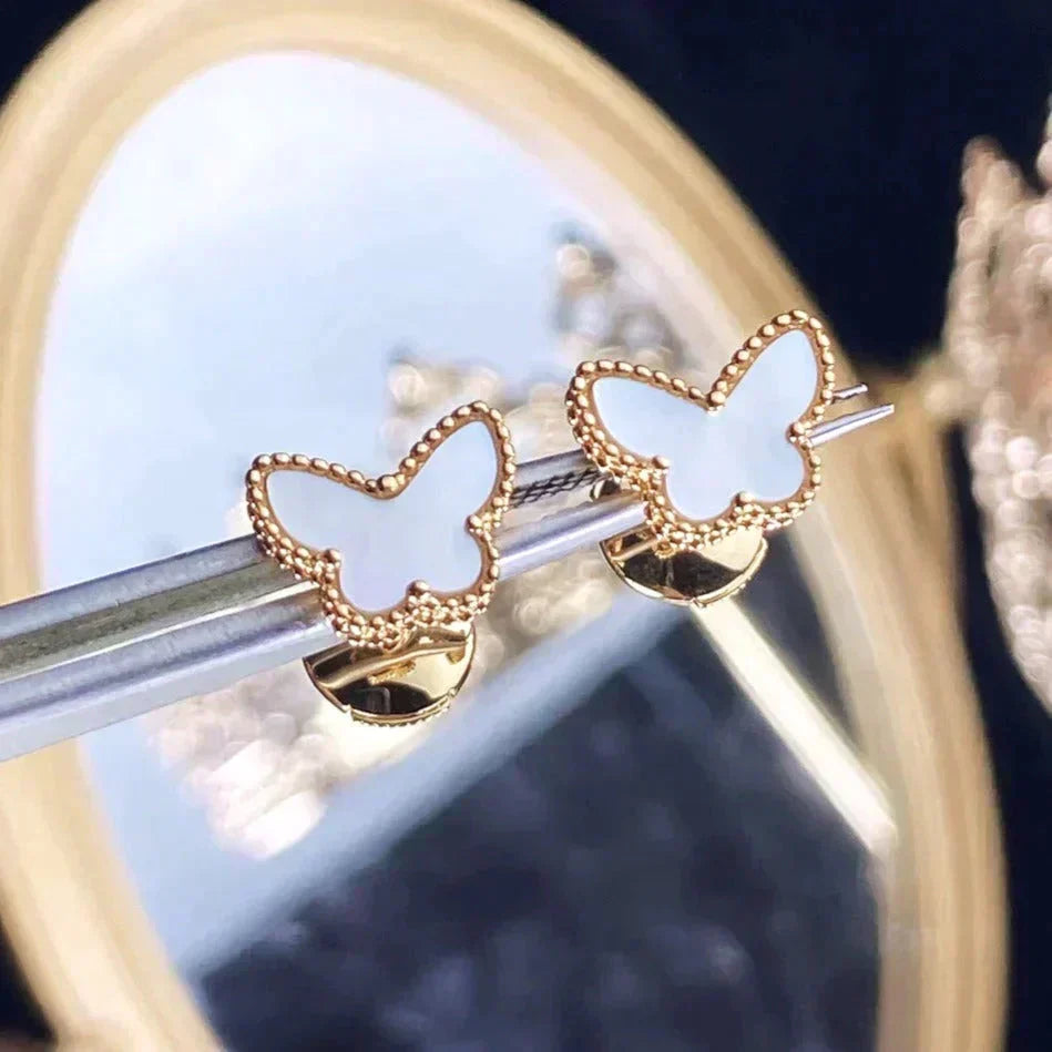 ¡®Aura Jewels¡¯SWEET BUTTERFLY MOP EARSTUDS