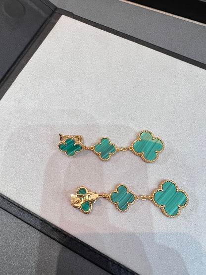 ¡®Aura Jewels¡¯CLOVER MALACHITE 3 MOTIFS GOLD