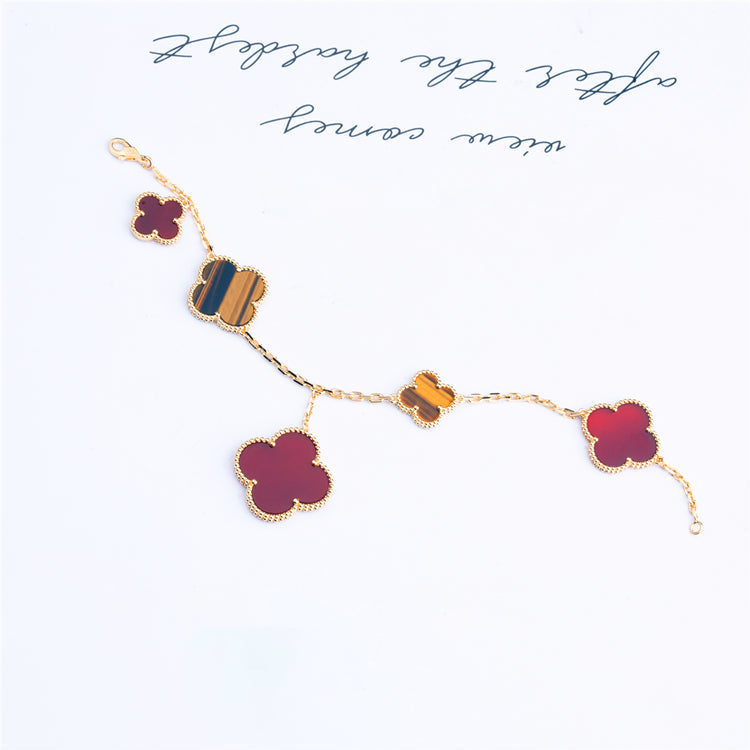 ¡®Aura Jewels¡¯CLOVER BRACELET 5 MOTIFS CARNELIAN TIGER EYE