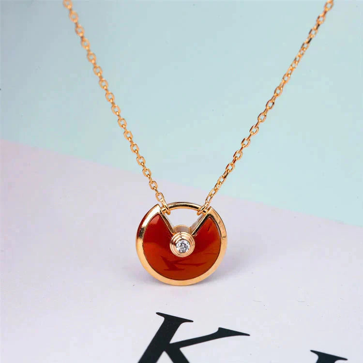 ¡®Aura Jewels¡¯AMULETTE GOLD CARNELIAN ONYX NECKLACE