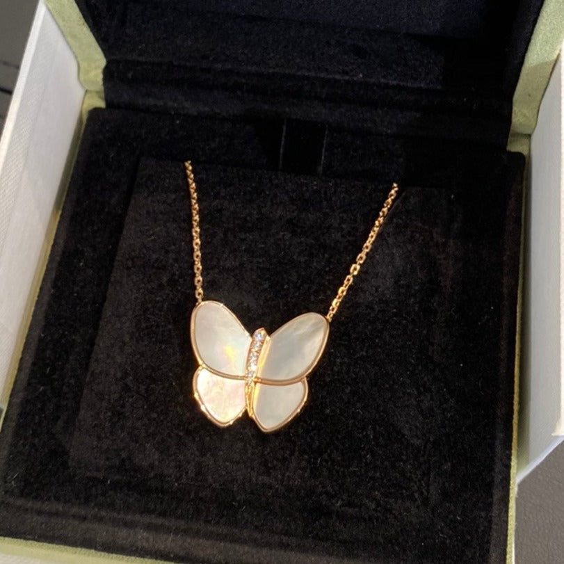 ¡®Aura Jewels¡¯BUTTERFLY GOLD MOP DIAMOND NECKLACE