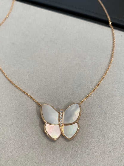 ¡®Aura Jewels¡¯BUTTERFLY GOLD MOP DIAMOND NECKLACE
