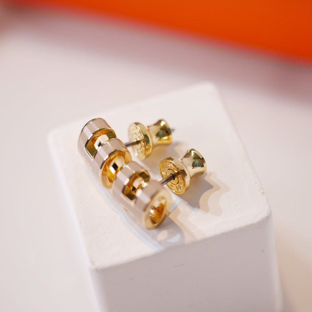 ¡®Aura Jewels¡¯MINI POP H GOLD EARRINGS GREY