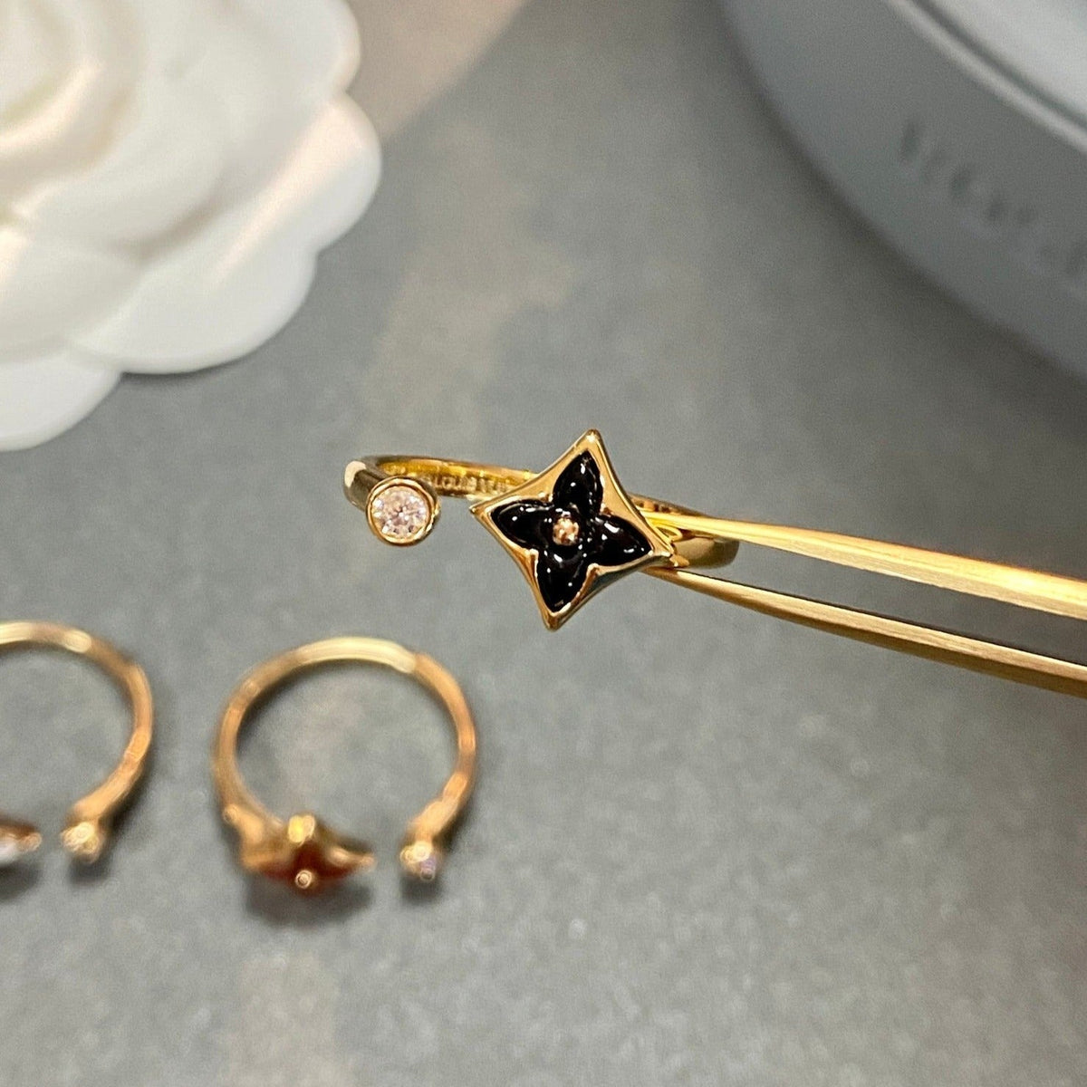 ¡®Aura Jewels¡¯STAR 1 DIAMOND OPEN RING