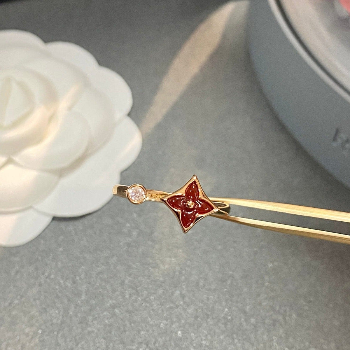 ¡®Aura Jewels¡¯STAR 1 DIAMOND OPEN RING