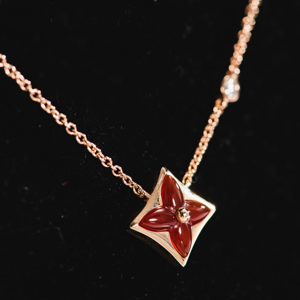 ¡®Aura Jewels¡¯STAR NECKLACE PINK GOLD 1 DIAMOND