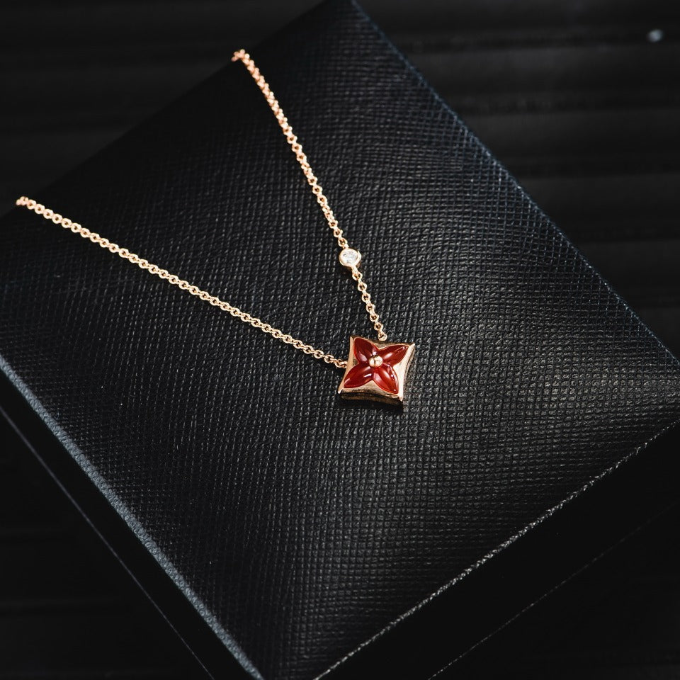 ¡®Aura Jewels¡¯STAR NECKLACE PINK GOLD 1 DIAMOND