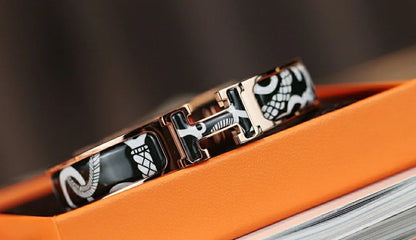 ¡®Aura Jewels¡¯H TARTAN BRACELET 12MM