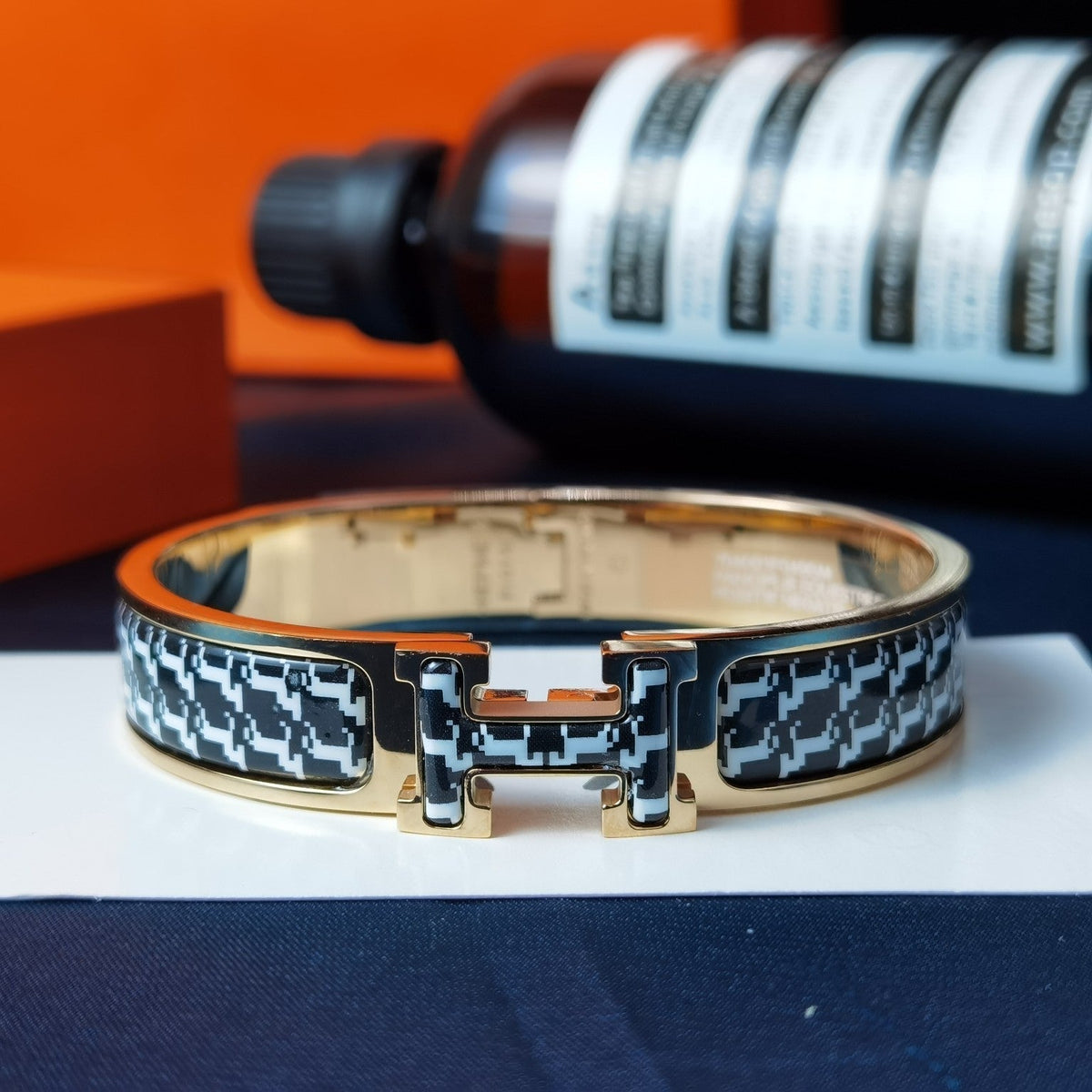 ¡®Aura Jewels¡¯H HORSE BRACELET 12MM