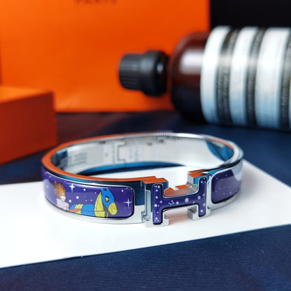 ¡®Aura Jewels¡¯H STAR AND MOON BRACELET 12MM