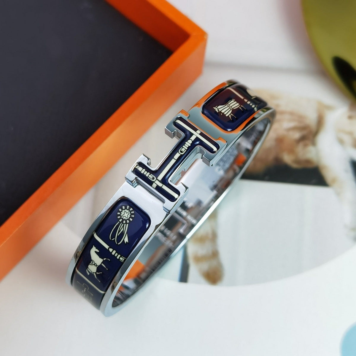 ¡®Aura Jewels¡¯H COUVERTURES DARK BLUE BRACELET