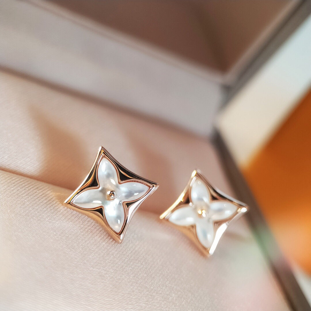 ¡®Aura Jewels¡¯STAR MOP PINK GOLD EARRINGS