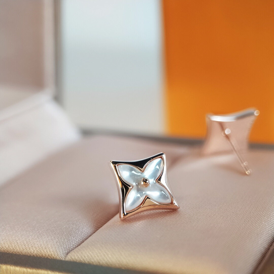 ¡®Aura Jewels¡¯STAR MOP PINK GOLD EARRINGS