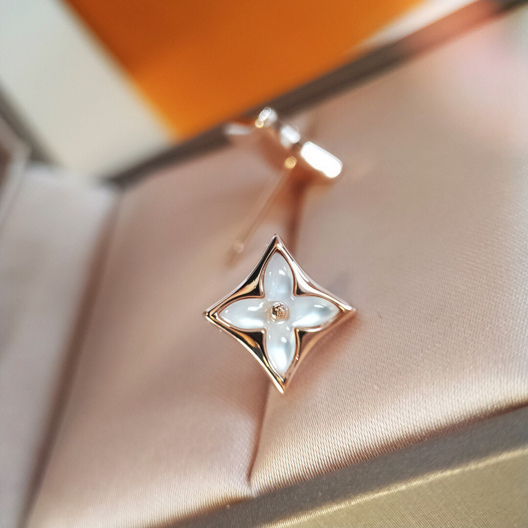 ¡®Aura Jewels¡¯STAR MOP PINK GOLD EARRINGS