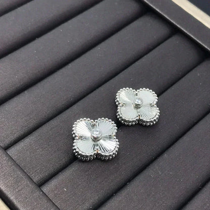¡®Aura Jewels¡¯CLOVER MINI 9.5MM LASER EARRINGS