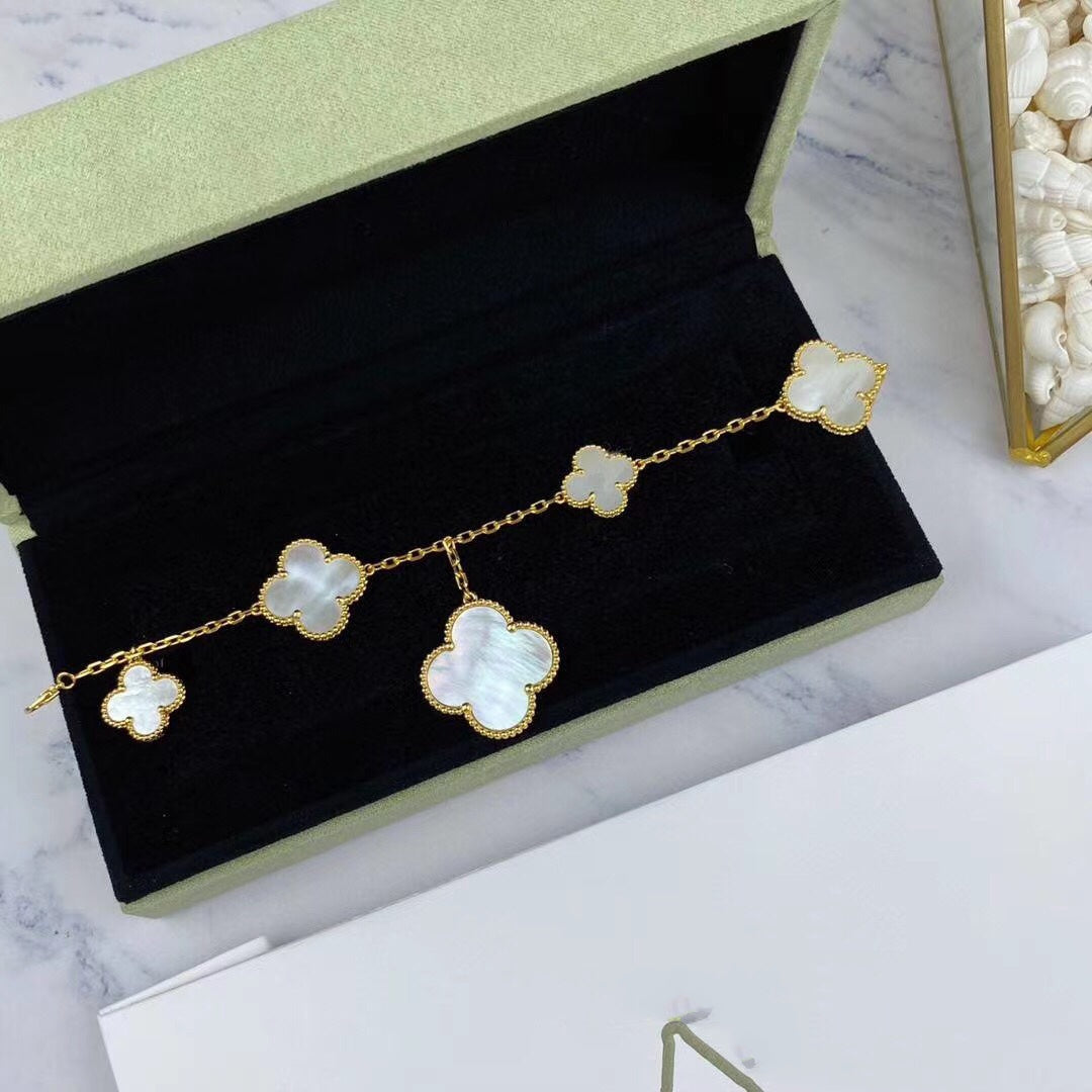 ¡®Aura Jewels¡¯MAGIC CLOVER MOP GOLD BRACELET 5 MOTIFS