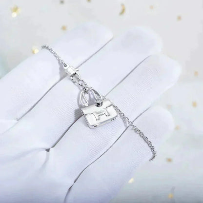 ¡®Aura Jewels¡¯AMULETTE PEDANT SILVER NECKLACE