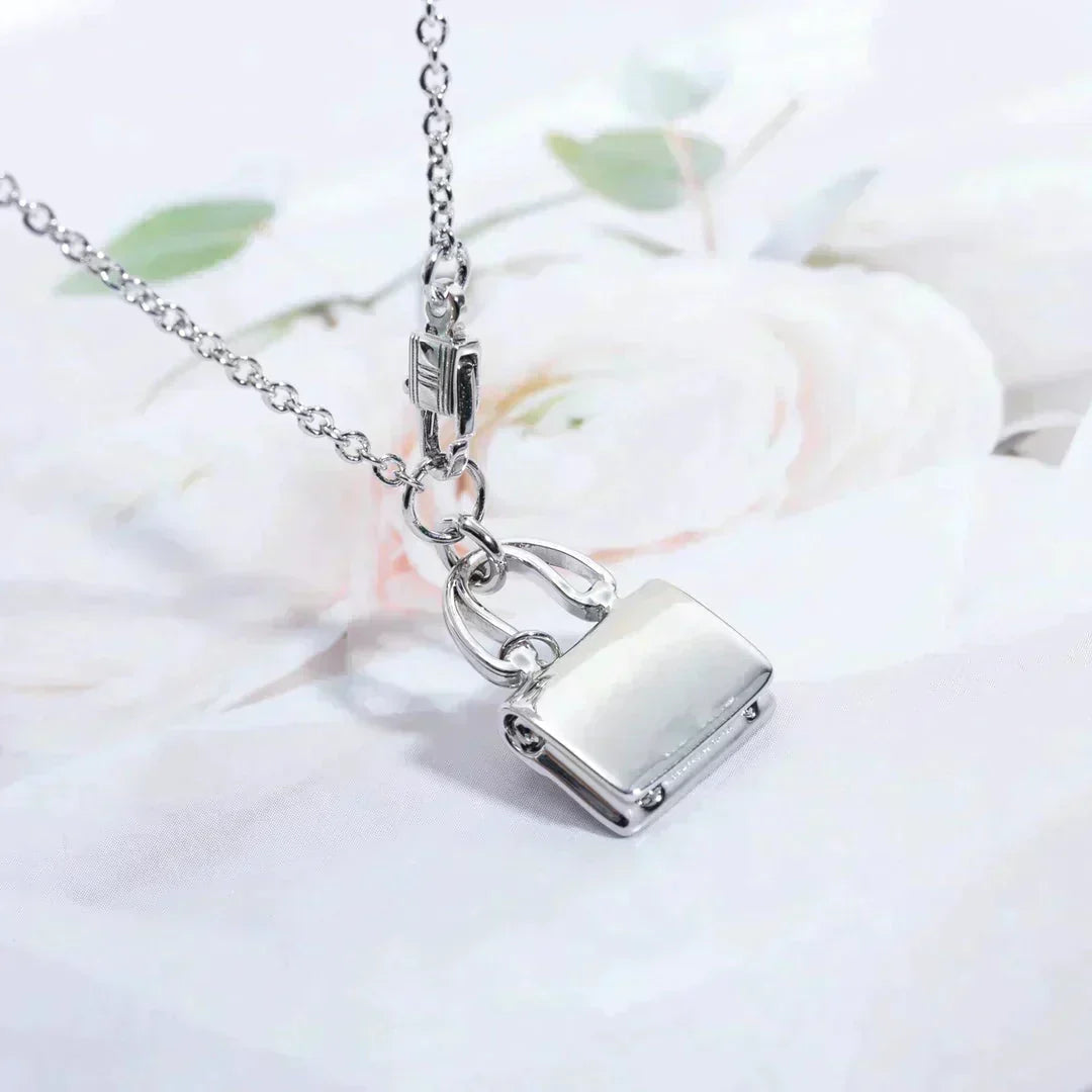 ¡®Aura Jewels¡¯AMULETTE PEDANT SILVER NECKLACE