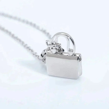¡®Aura Jewels¡¯AMULETTE PEDANT SILVER NECKLACE