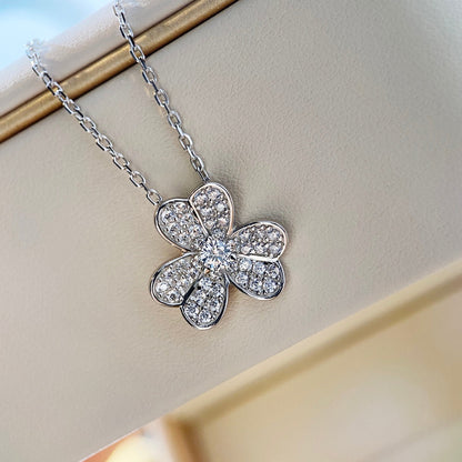 ¡®Aura Jewels¡¯CLOVER DIAMOND NECKLACE SILVER