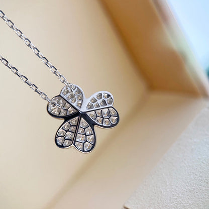 ¡®Aura Jewels¡¯CLOVER DIAMOND NECKLACE SILVER