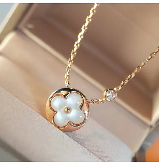 ¡®Aura Jewels¡¯SUN MOP GOLD 1 DIAMOND NECKLACE