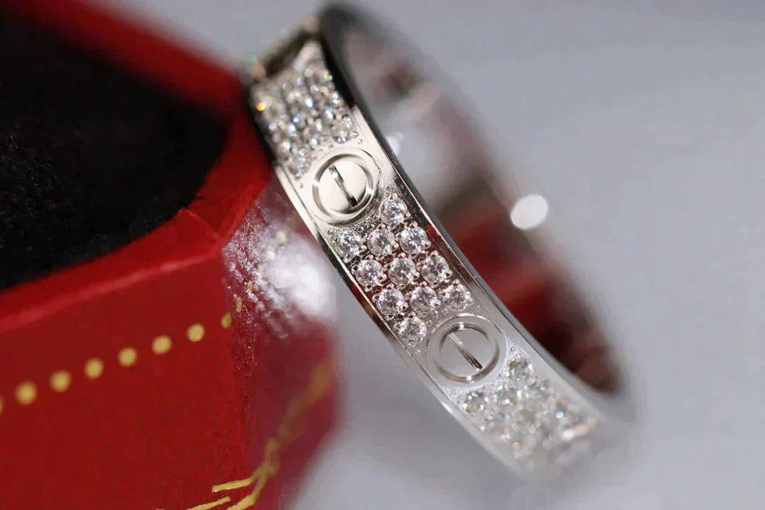 ¡®Aura Jewels¡¯LOVE RING 3.6MM DIAMOND PAVED