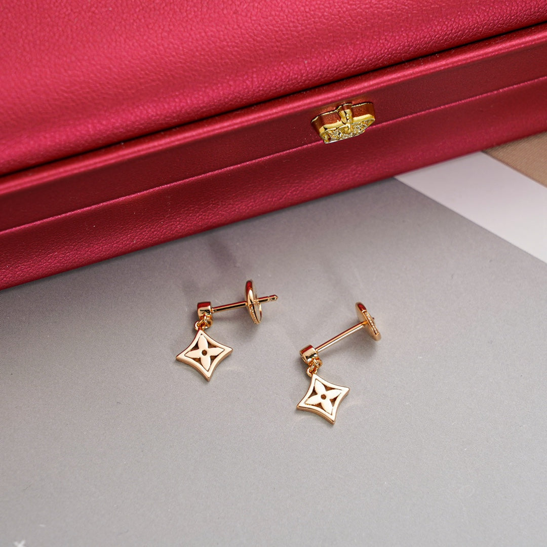 ¡®Aura Jewels¡¯STAR EARRINGS GOLD