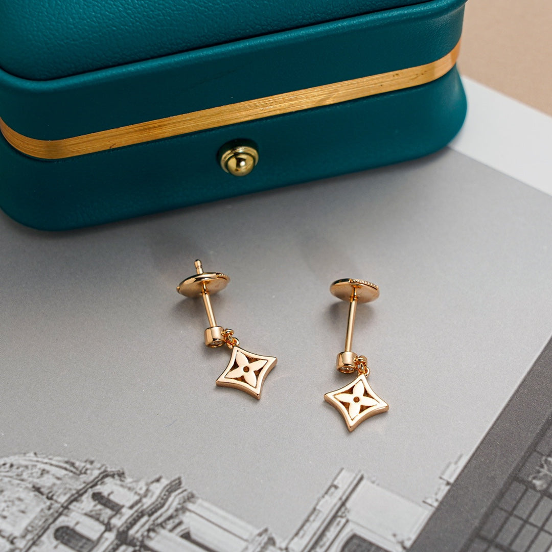 ¡®Aura Jewels¡¯STAR EARRINGS GOLD