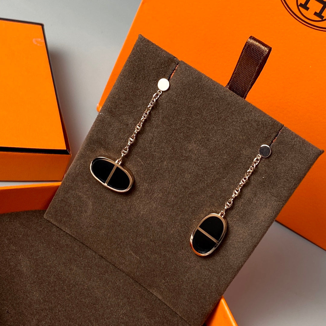 ¡®Aura Jewels¡¯CHAINE VERSO BLACK CERAMIC EARRINGS