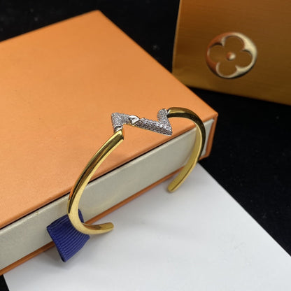 ¡®Aura Jewels¡¯VOLTE UPSITE DOWN DIAMOND GOLD OPEN BRACELET