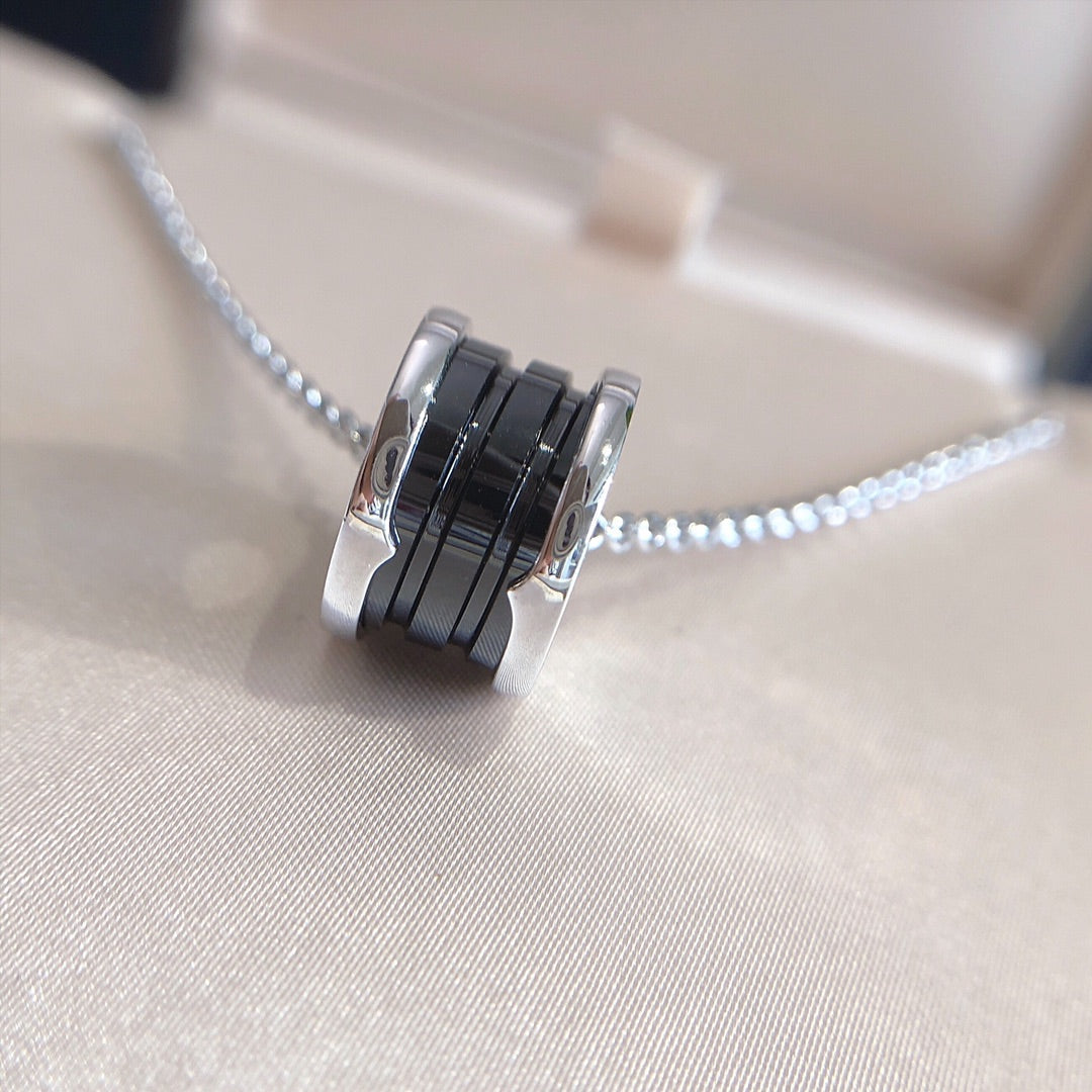 [Aura Jewels]ZERO 1 BLACK CERAMIC SILVER NECKLACE